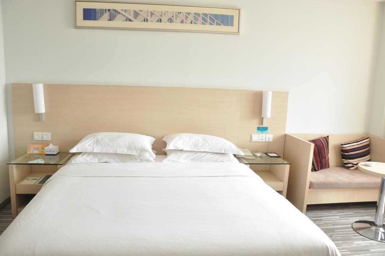City Comfort Inn Wuhan Caidian Square Exterior foto
